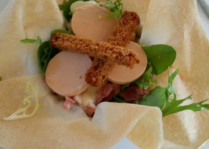 Herberg De La Luzerne Bernières-sur-Mer